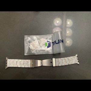 Pearl 42MM Apple watch band